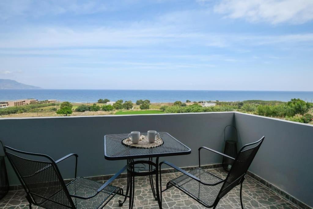 Blue Harmony Villa Dhramia Exterior photo
