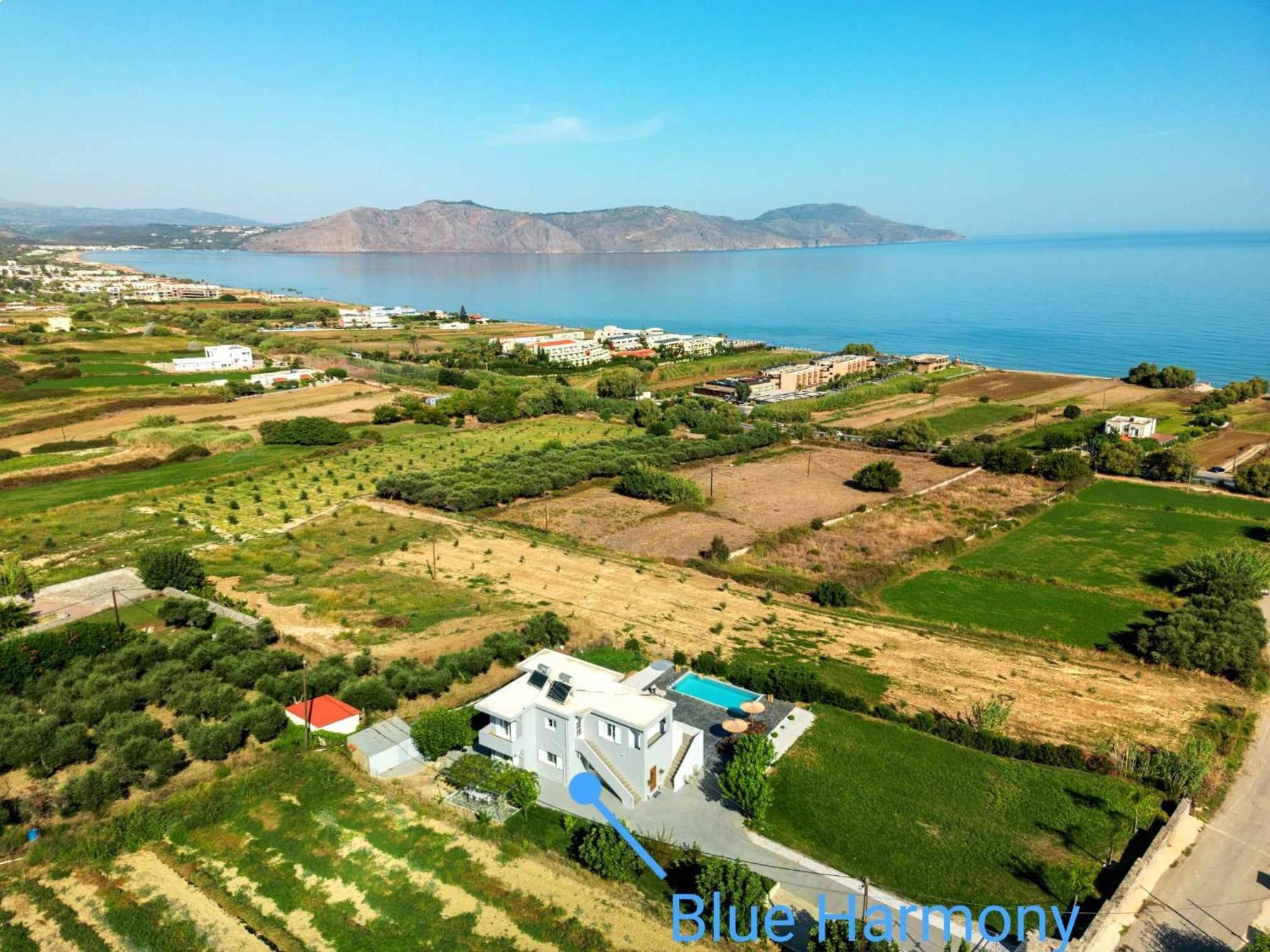 Blue Harmony Villa Dhramia Exterior photo